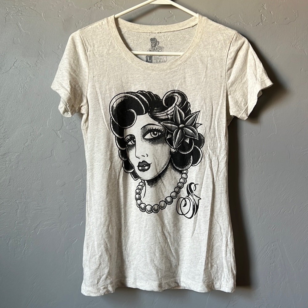 SUAVECITA Tee